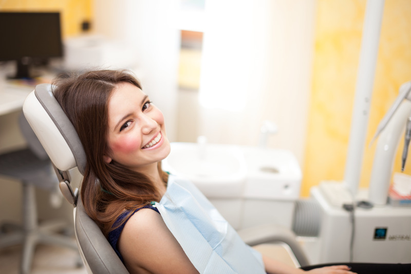 Achieve Optimal Oral Health with a Dentist in Pembroke Pines.